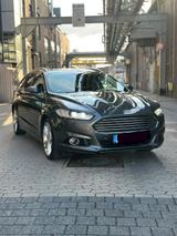 Ford Mondeo 1,5 EcoBoost Titanium/Pano-AHK-ACC-2.Hand - Ford Mondeo Gebrauchtwagen in Düsseldorf