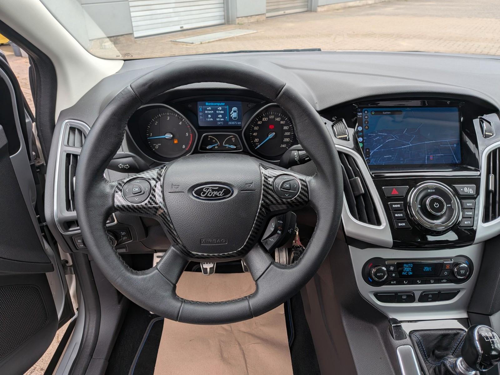 Ford Focus 2012 — engine 1.560 cm³, 116 HP (85kW)