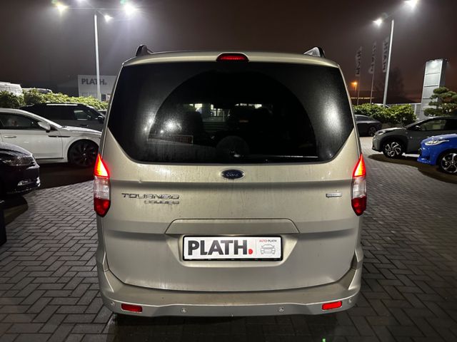 Ford Tourneo Courier  Titanium