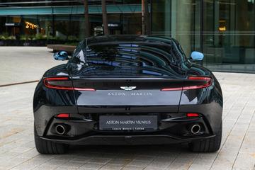 2023 Aston Martin DB12 — фото 8