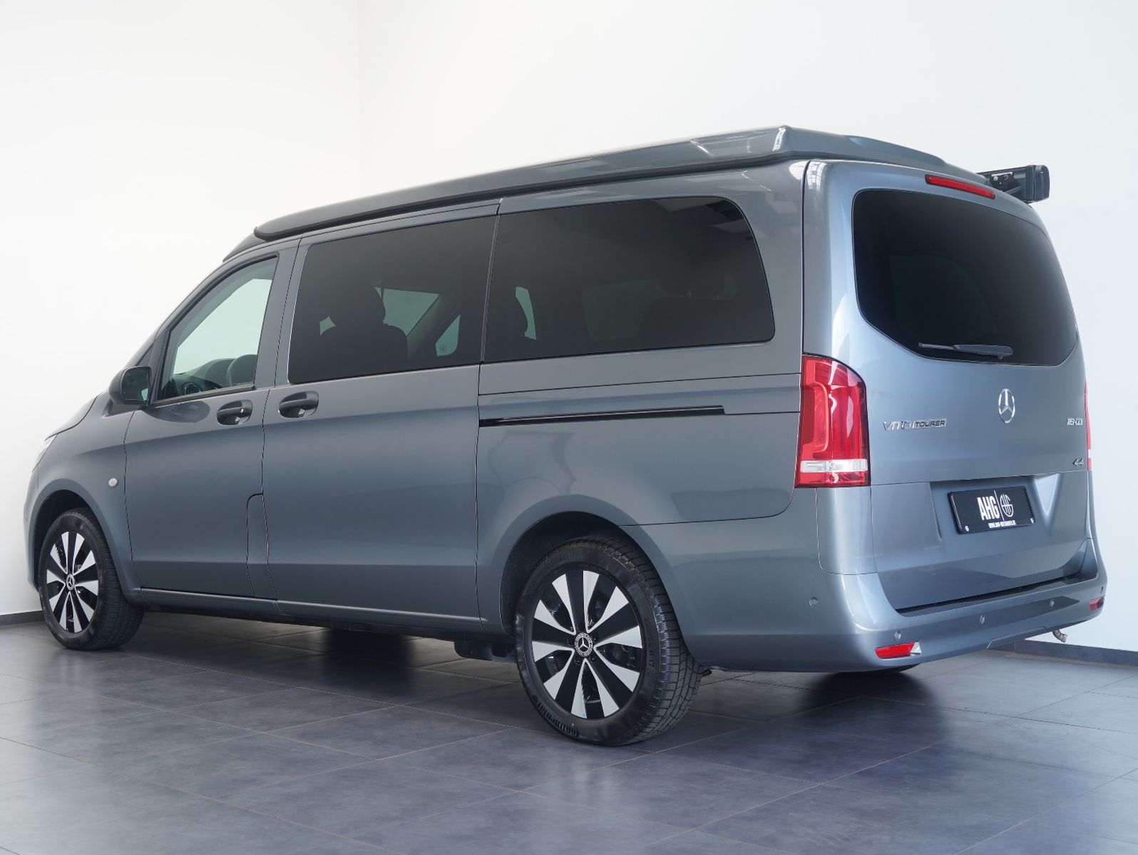 Fahrzeugabbildung Pössl VANSTAR Vito Tourer 119 CDI Pro 4x4 lang MARKISE