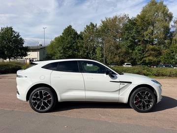 صورة 9 لـ 2020 Aston Martin DBX