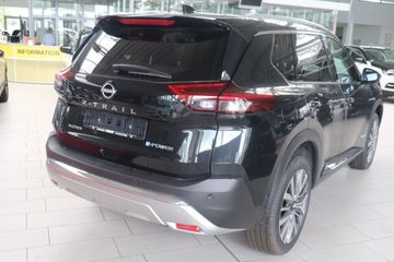 Fotografie des Nissan X-Trail 1.5 VC-T e-POWER e-4ORCE Tekna+ (T33)