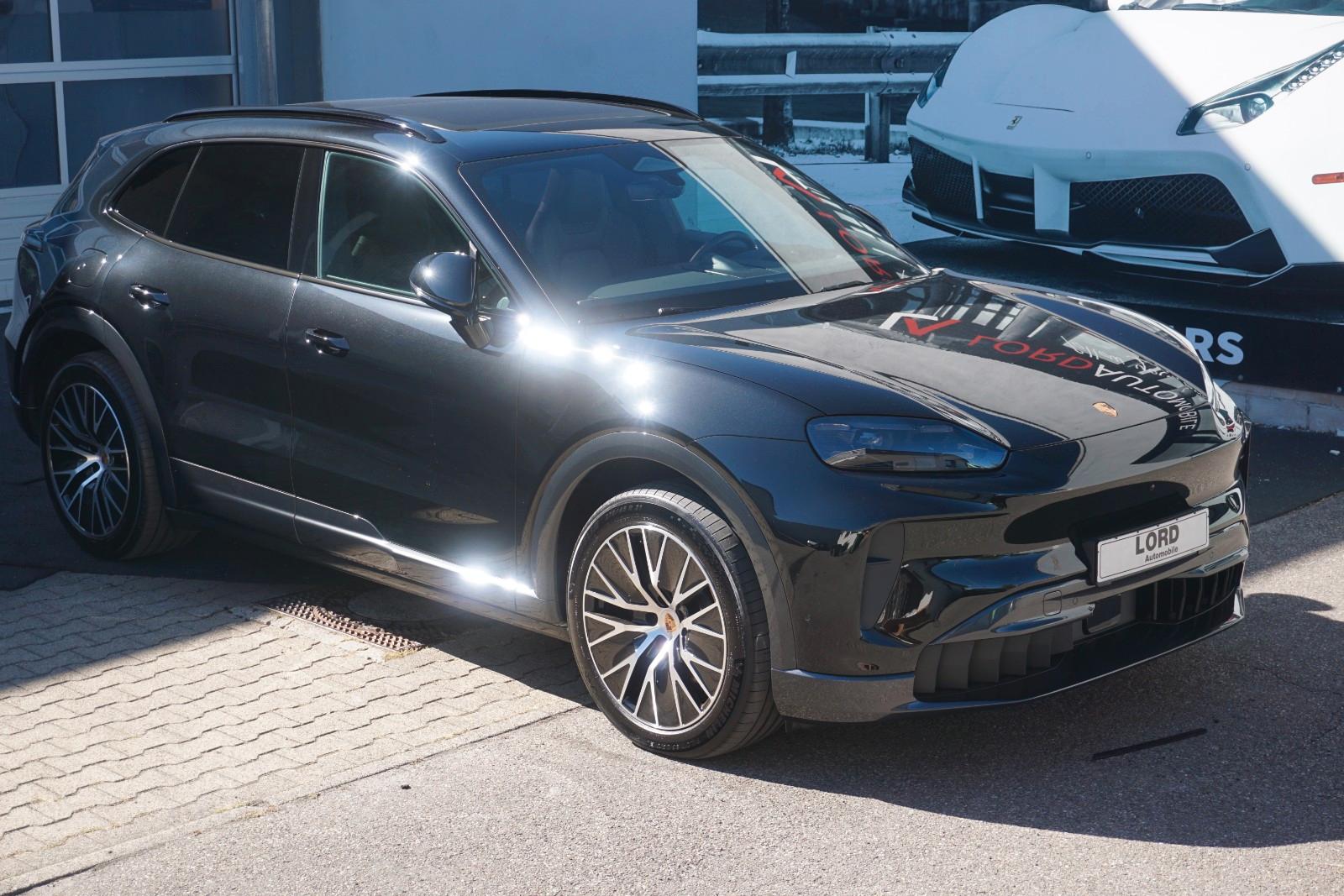 Porsche Cayenne Electric*AHK*Pano*21"Alu*BOSE*SportChron