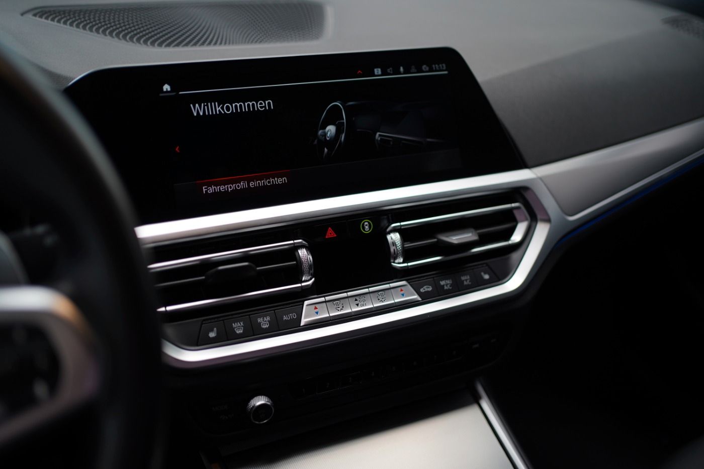 Fahrzeugabbildung BMW 320d xDrive M-Sport +LiCoPro+Parking Assistant+