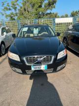 Volvo V70 D3 Geartronic R-design - Volvo V70: R Design