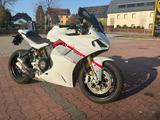 Ducati Supersport 950S mit SC-Project