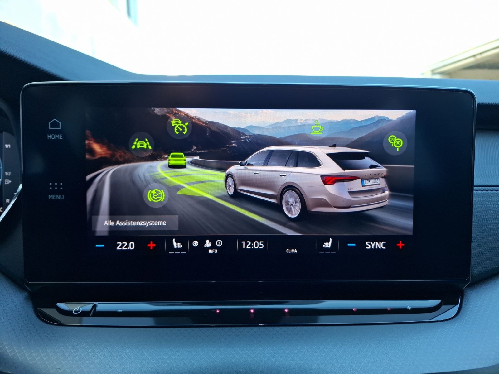 Fahrzeugabbildung SKODA Octavia Combi TDI Ambition DSG LED Navi ACC PDC