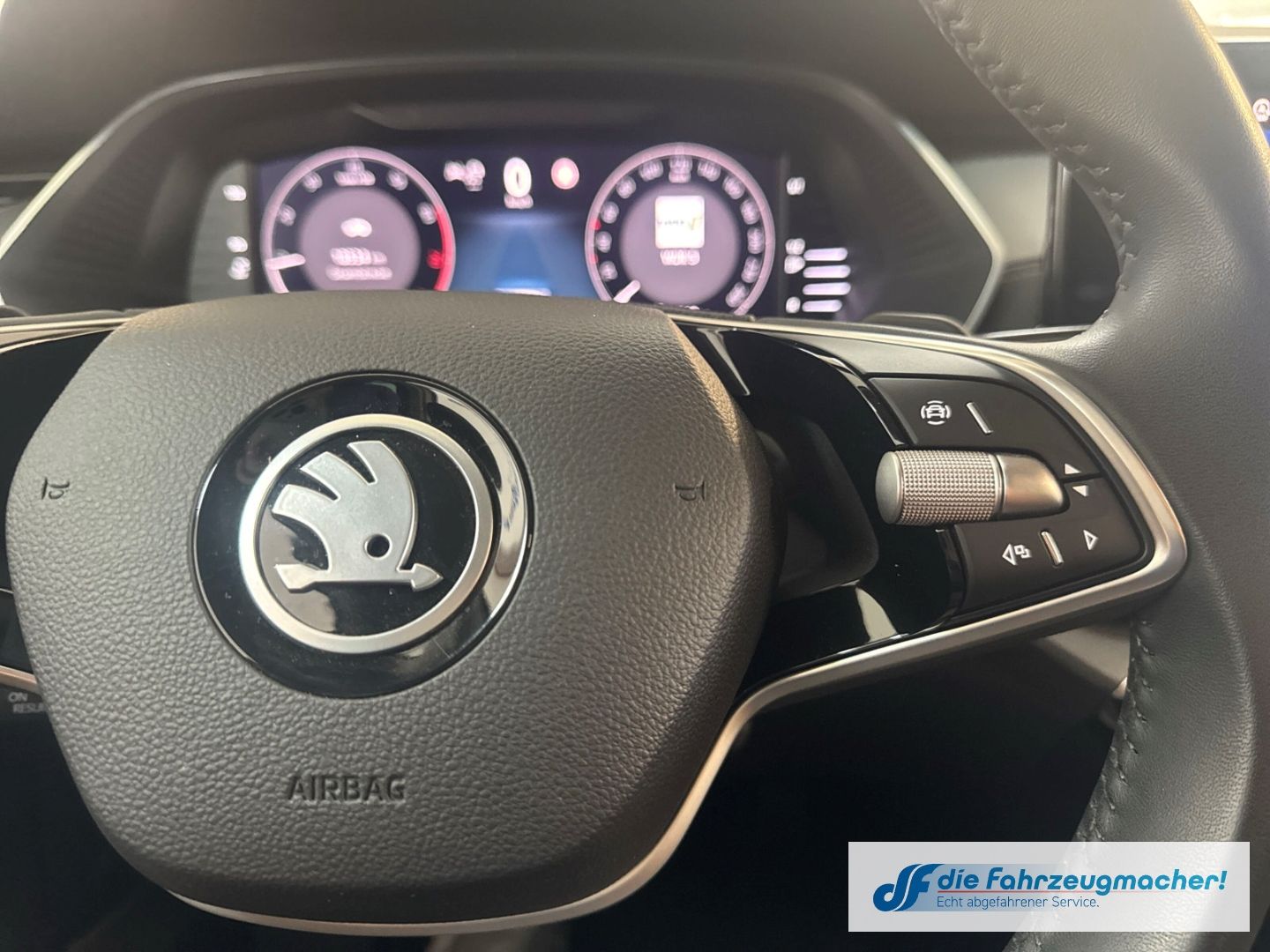 Fahrzeugabbildung SKODA Octavia Combi 1.5 TSI mHEV 85 kW Selection Navi