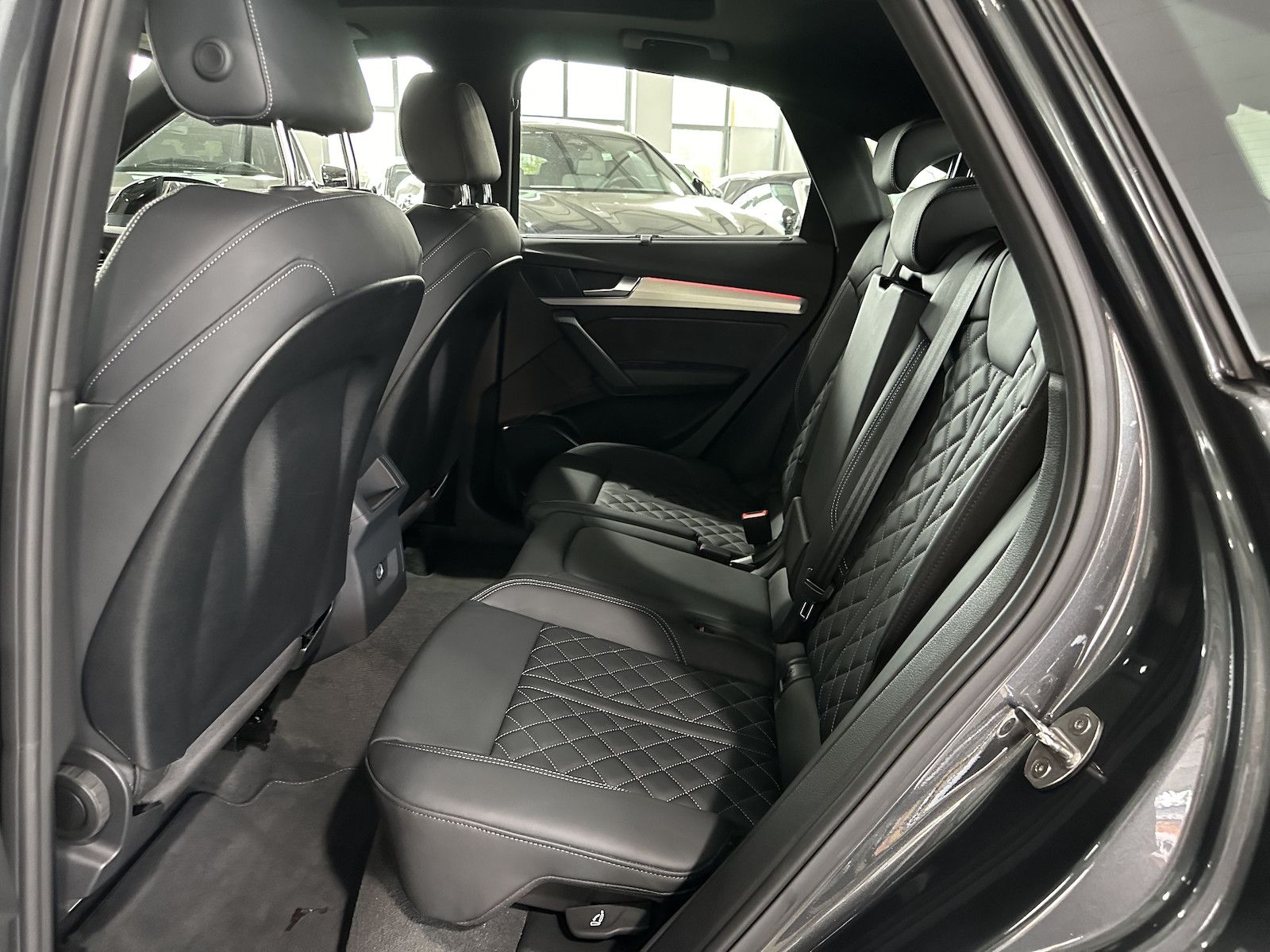 Fahrzeugabbildung Audi Q5 Sportback 40 TDI S line/Pano/Raute/Matrix/21