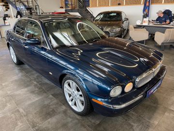 Jaguar XJ 2.7 D XJ6 Sovereign *Klima*Navi*PDC*Bluetooth