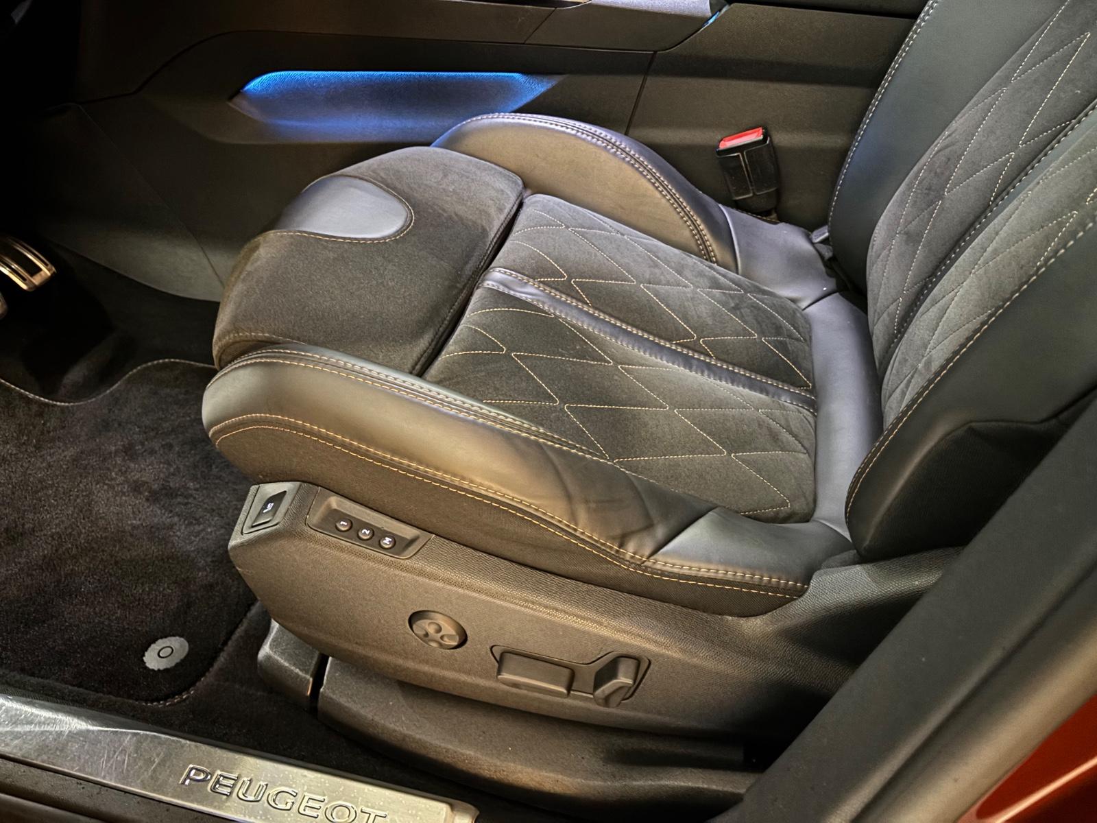 Peugeot 3008 GT*Automatik*360°*SHZ*Navi*Schiebedach
