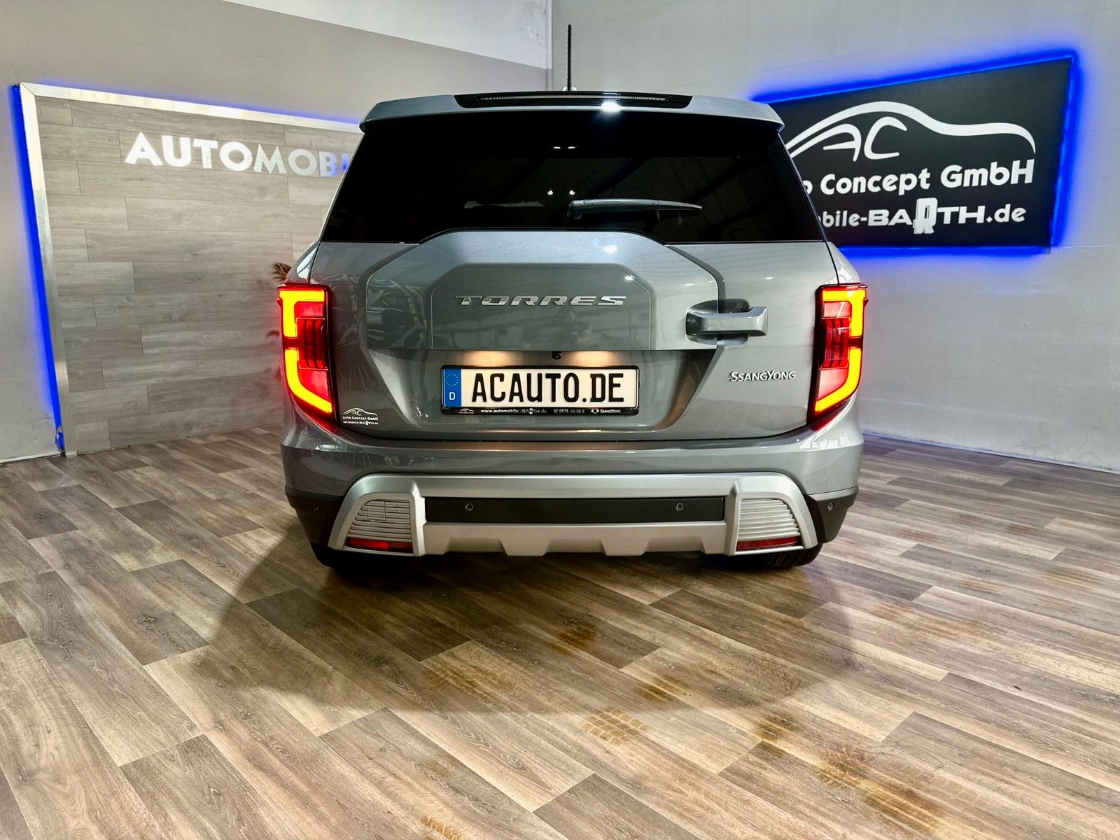 Fahrzeugabbildung Ssangyong Torres Forest Edition *KHAKI*LED*SHZ*Lenkradhz.*