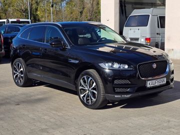 Jaguar F-Pace - 3