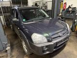 Hyundai Tucson 2.0 GLS/Klima/Alu/CD-Radio/ABS/Allwetter - Hyundai TUCSON Gls mit Benzin-Antrieb
