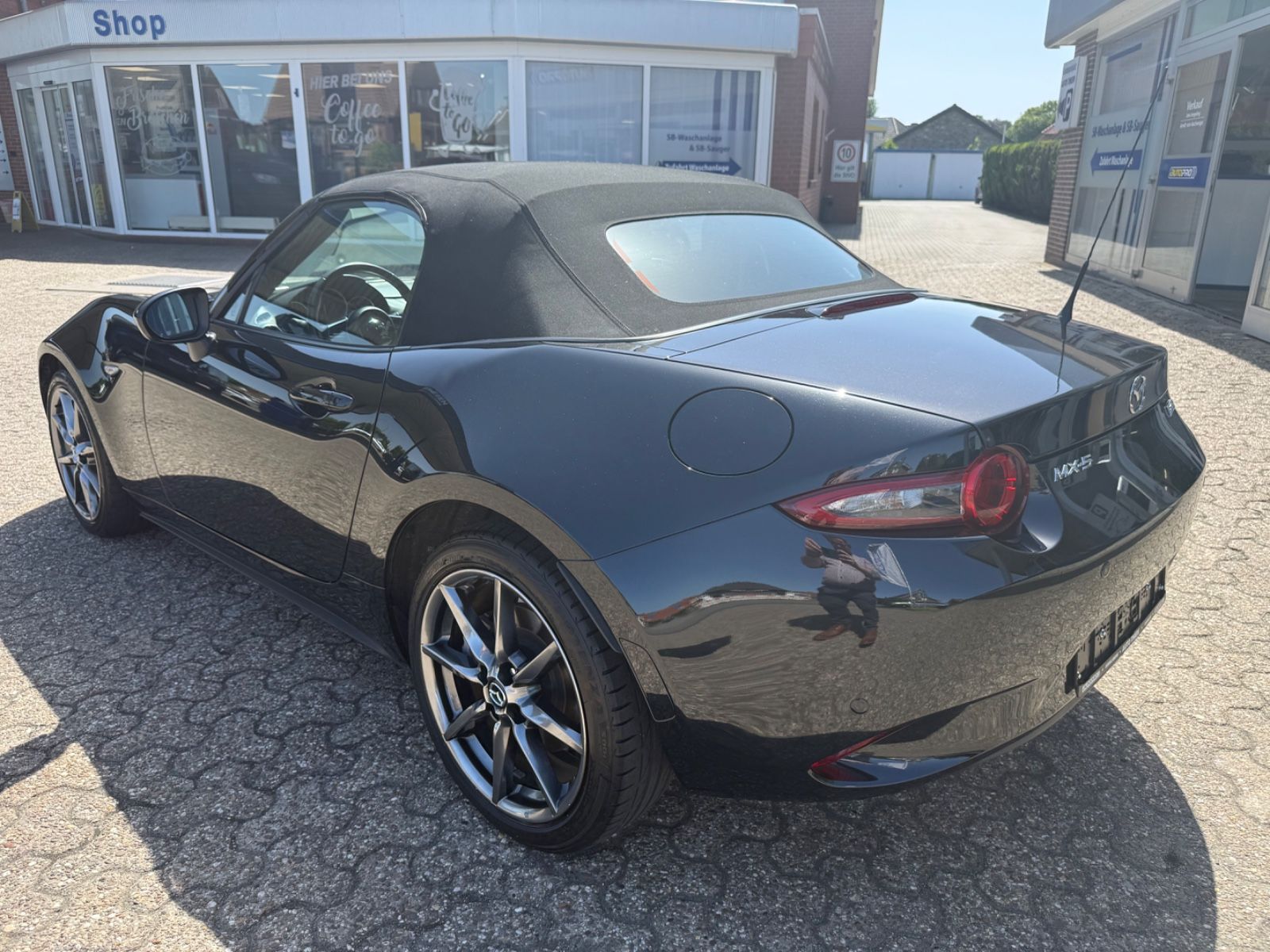 Fahrzeugabbildung Mazda MX-5 Sports-Line 2.0 SKYACTIV-G 160 Bose/LED