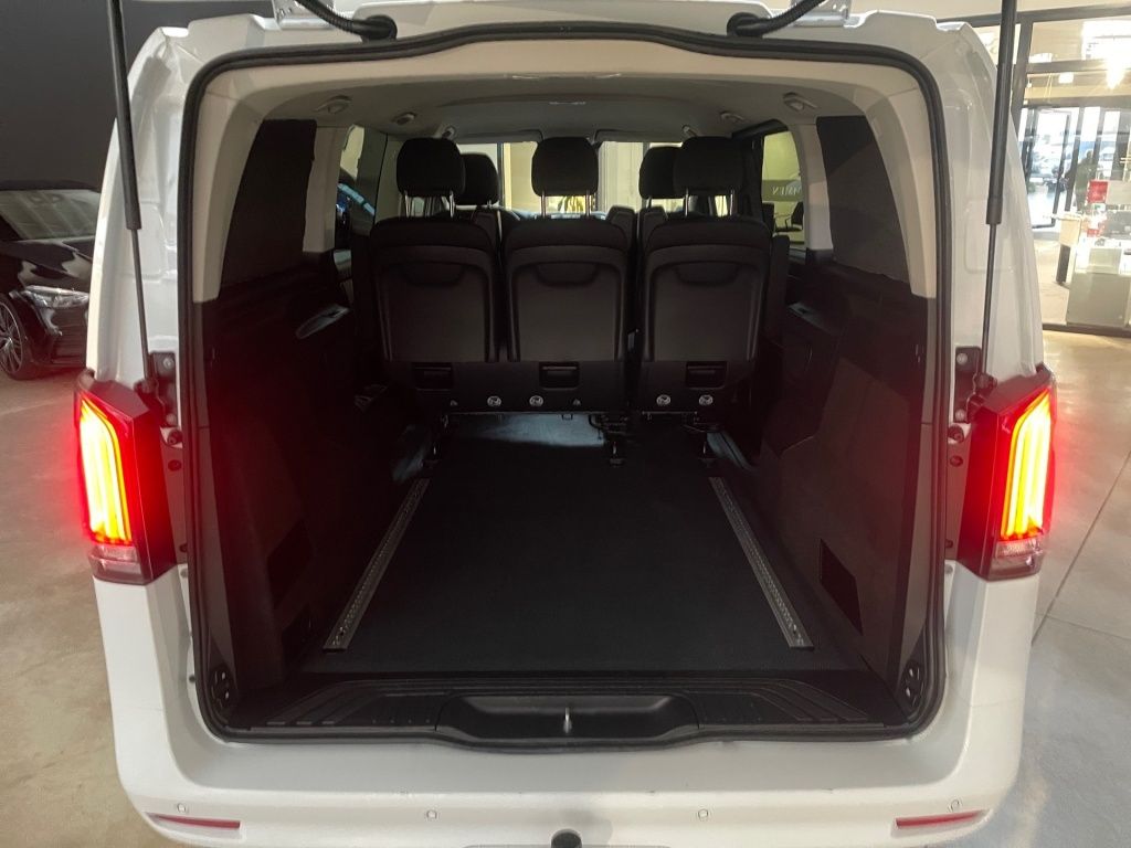 Fahrzeugabbildung Mercedes-Benz Vito 124 Mixto lang 5 Sitze 2,5t AHK Standhz LED