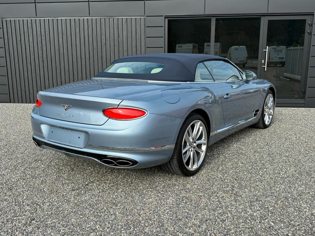 Bentley Continental GTC