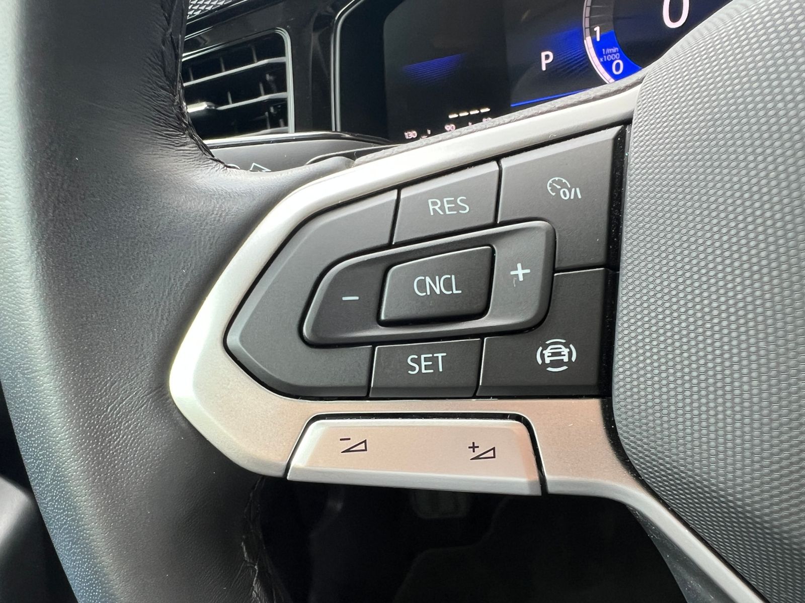 Fahrzeugabbildung Volkswagen Taigo Life 1,0 l TSI DSG *LED, App-Connect, Kame