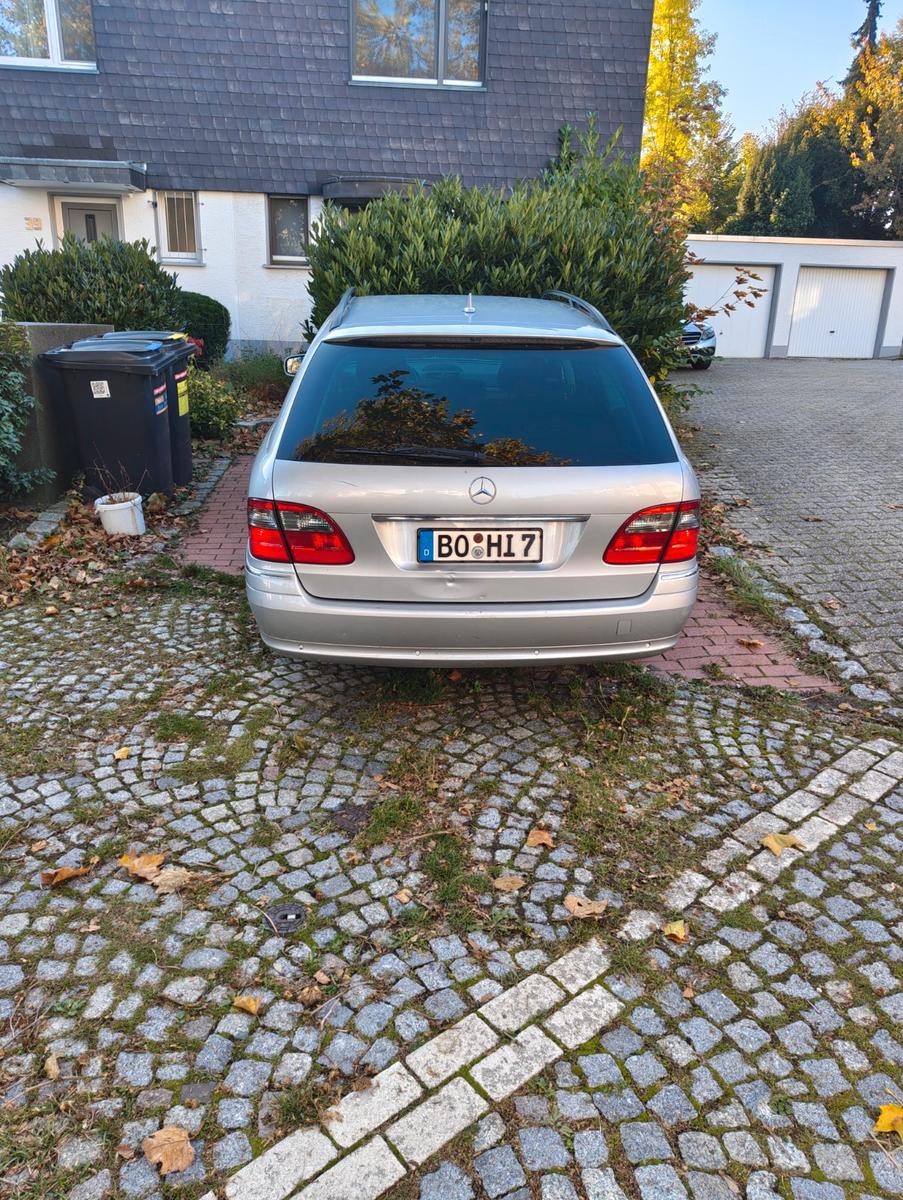 Mercedes-Benz 320 2006 — engine 224 HP (165kW)