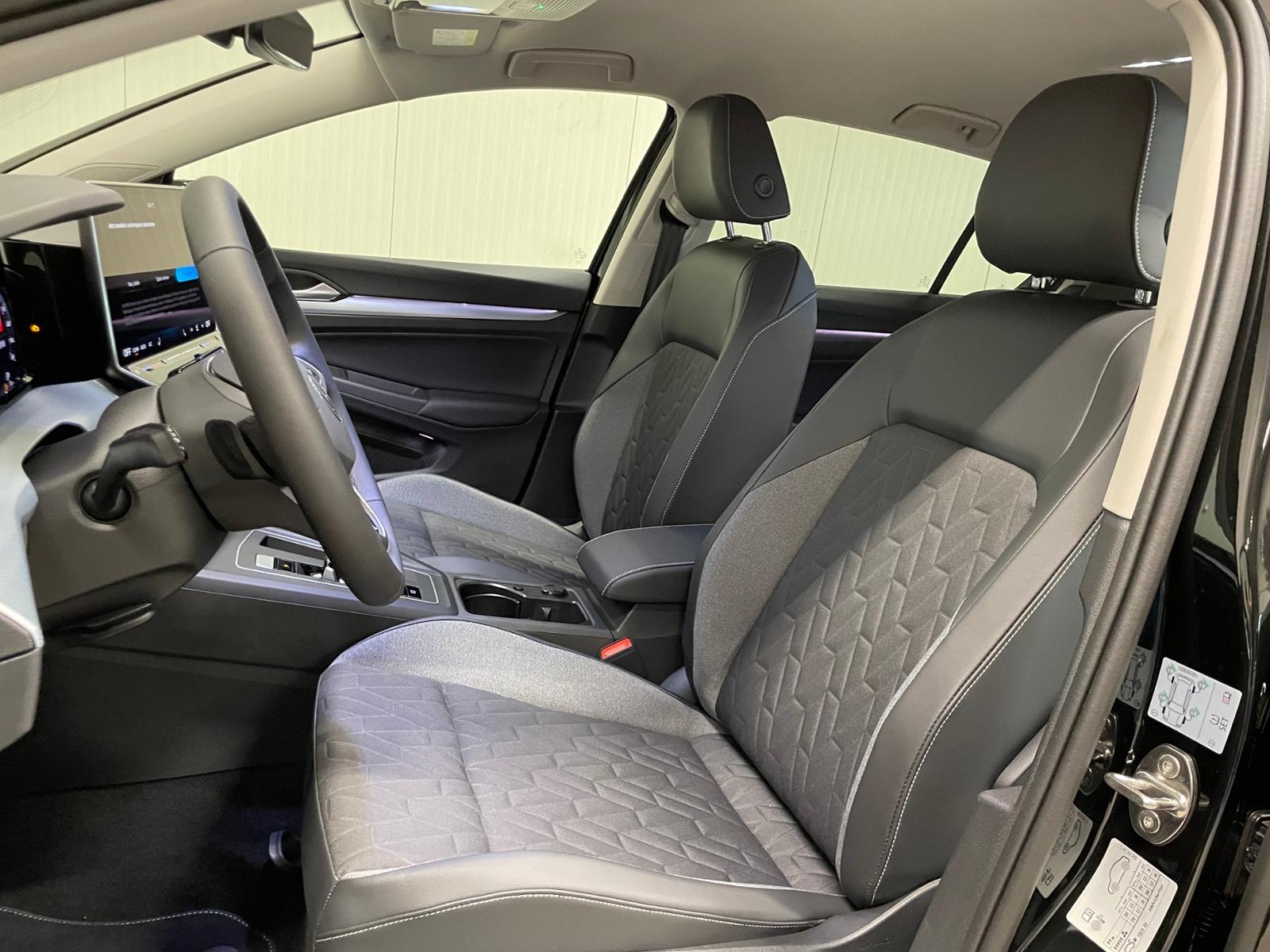 Volkswagen Golf VIII Goal 1.5 eTSI DSG LED NAVI RFK IDA, миниатюра 15