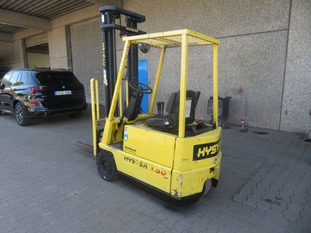 Hyster 1.50  ,2000 st,3,800m  mit Ladegäret