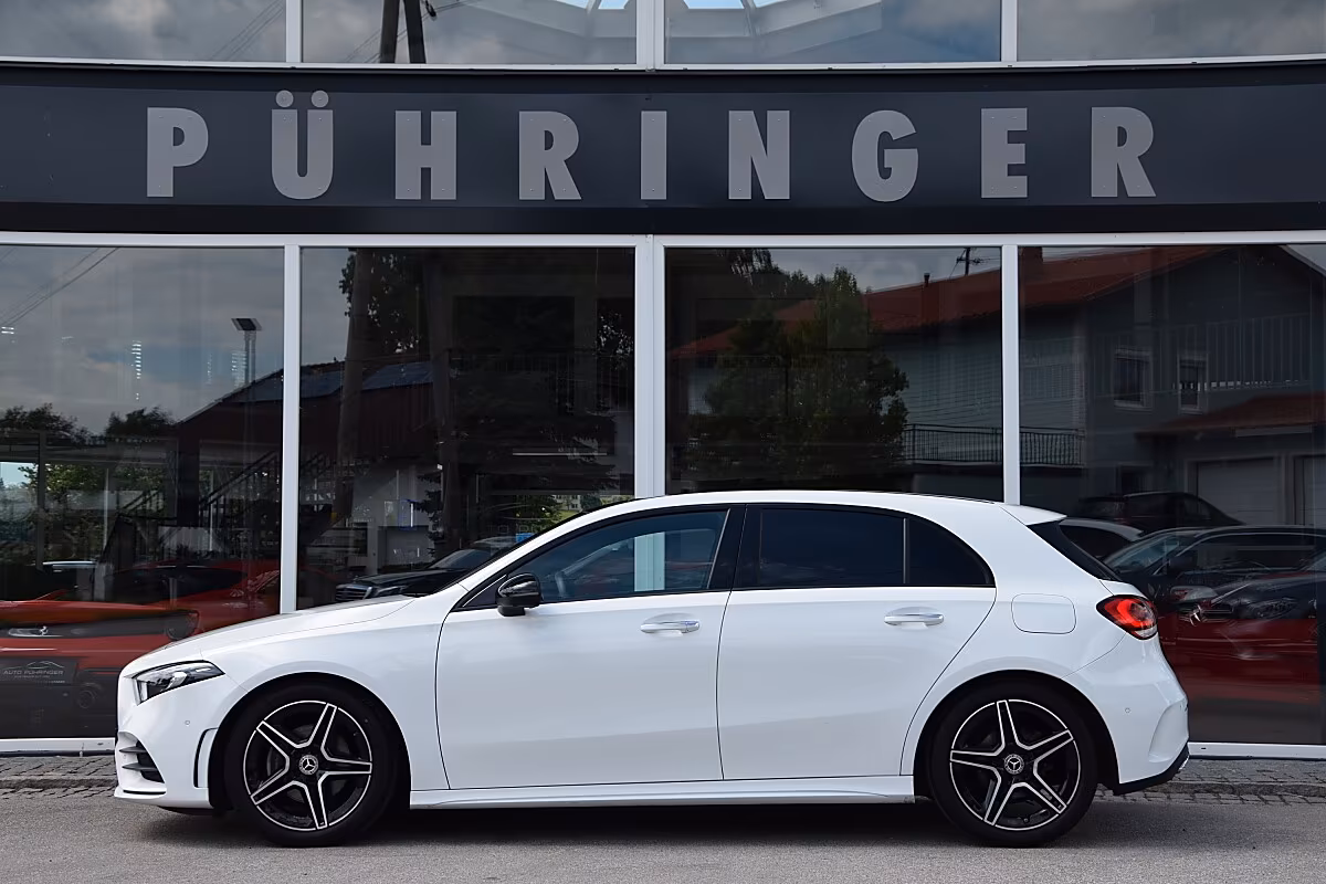 Mercedes-Benz A 180 d AMG Line