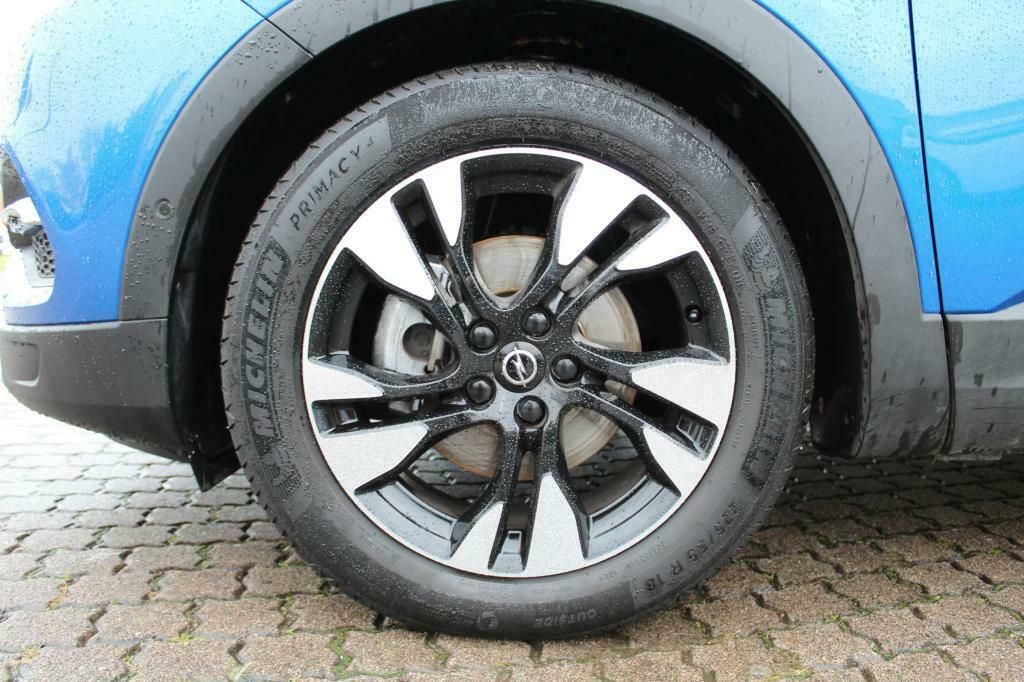 Fahrzeugabbildung Opel Grandland X 1.2 Turbo Innovation