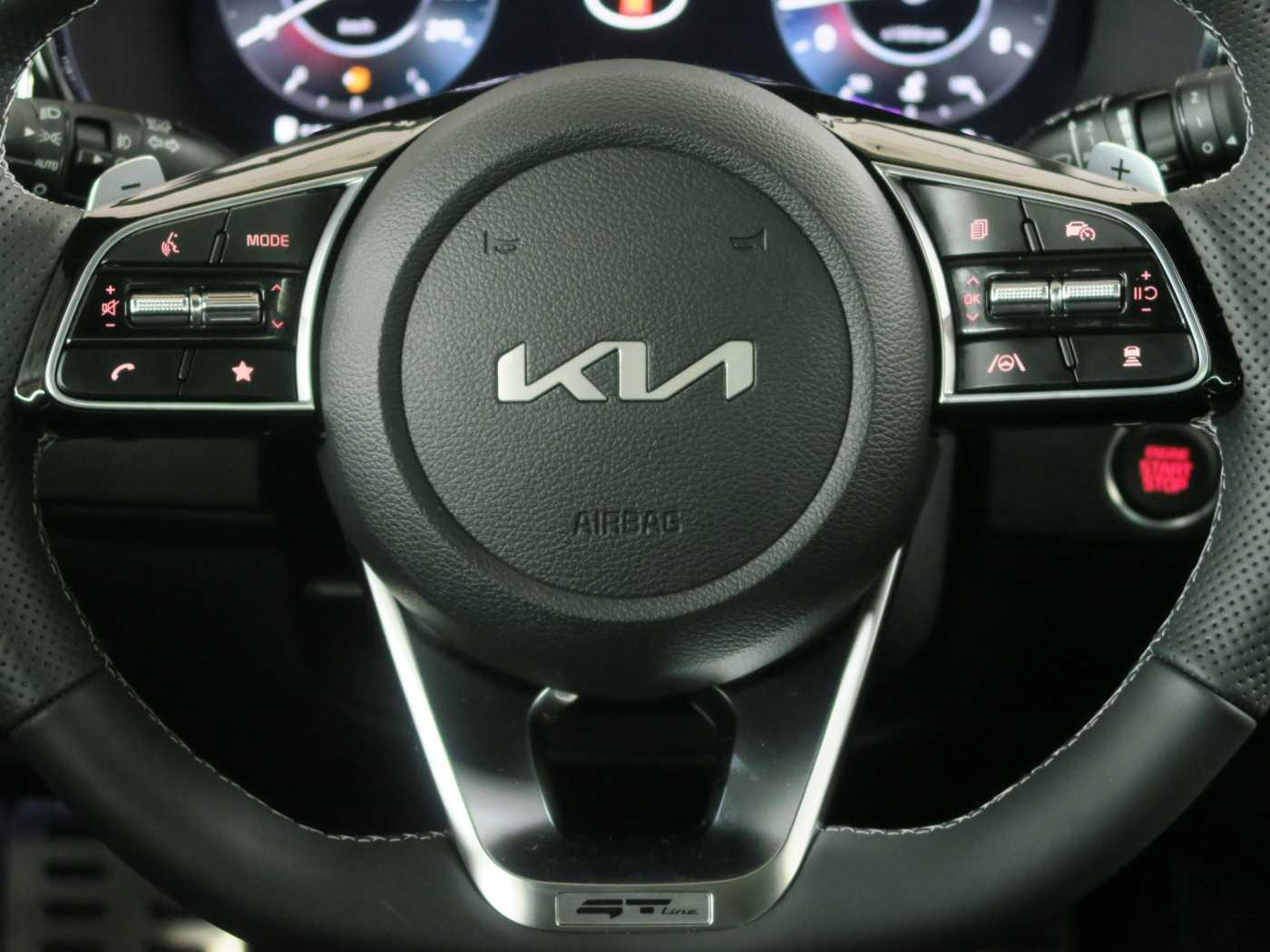 Kia Ceed Sportswagon 1.5 T-GDI DCT7 OPF GT Line!