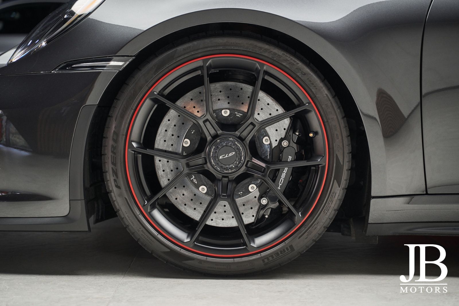 Fahrzeugabbildung Porsche 992.1 GT3 PTS PCCB Lift 18-Wege BOSE Carbon