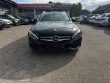 Mercedes-Benz C 220 T d Avantg PANO ILS NAVI AHK TOTWINKEL PAR - gebrauchte Mercedes-Benz C 220 aus dem Jahr 2016