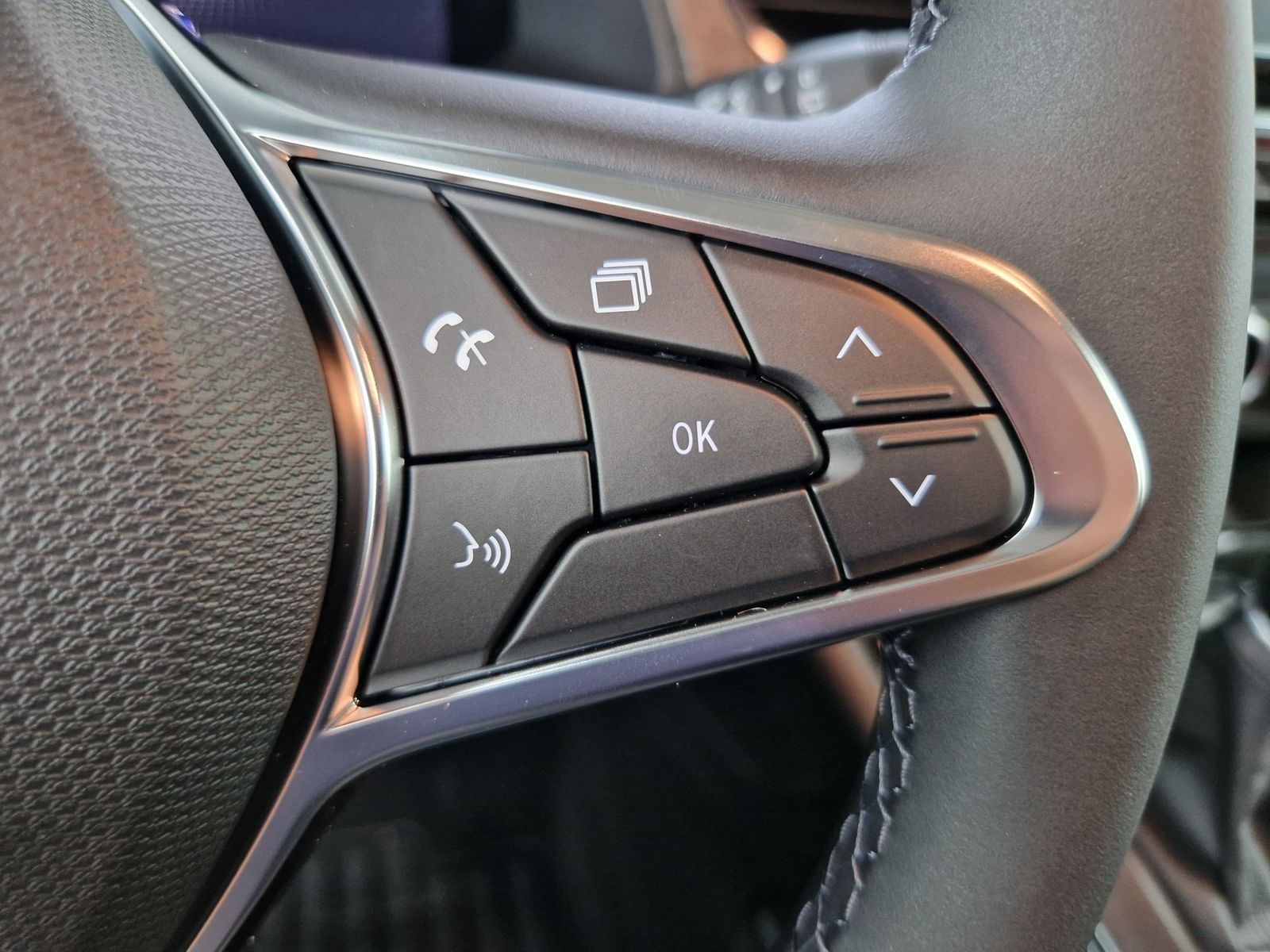 RENAULT Grand Kangoo Techno TCE 130 EDC L2 – Bild 26