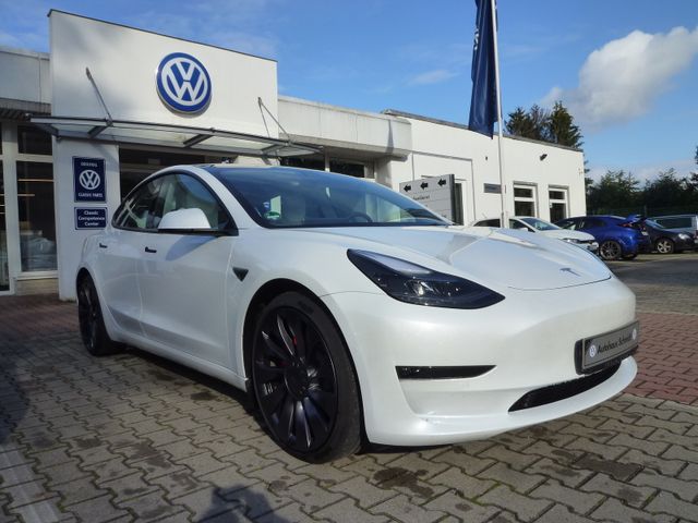 Tesla Model 3 PERFORMANCE+DUAL+ALLRAD+LEDER WEISS