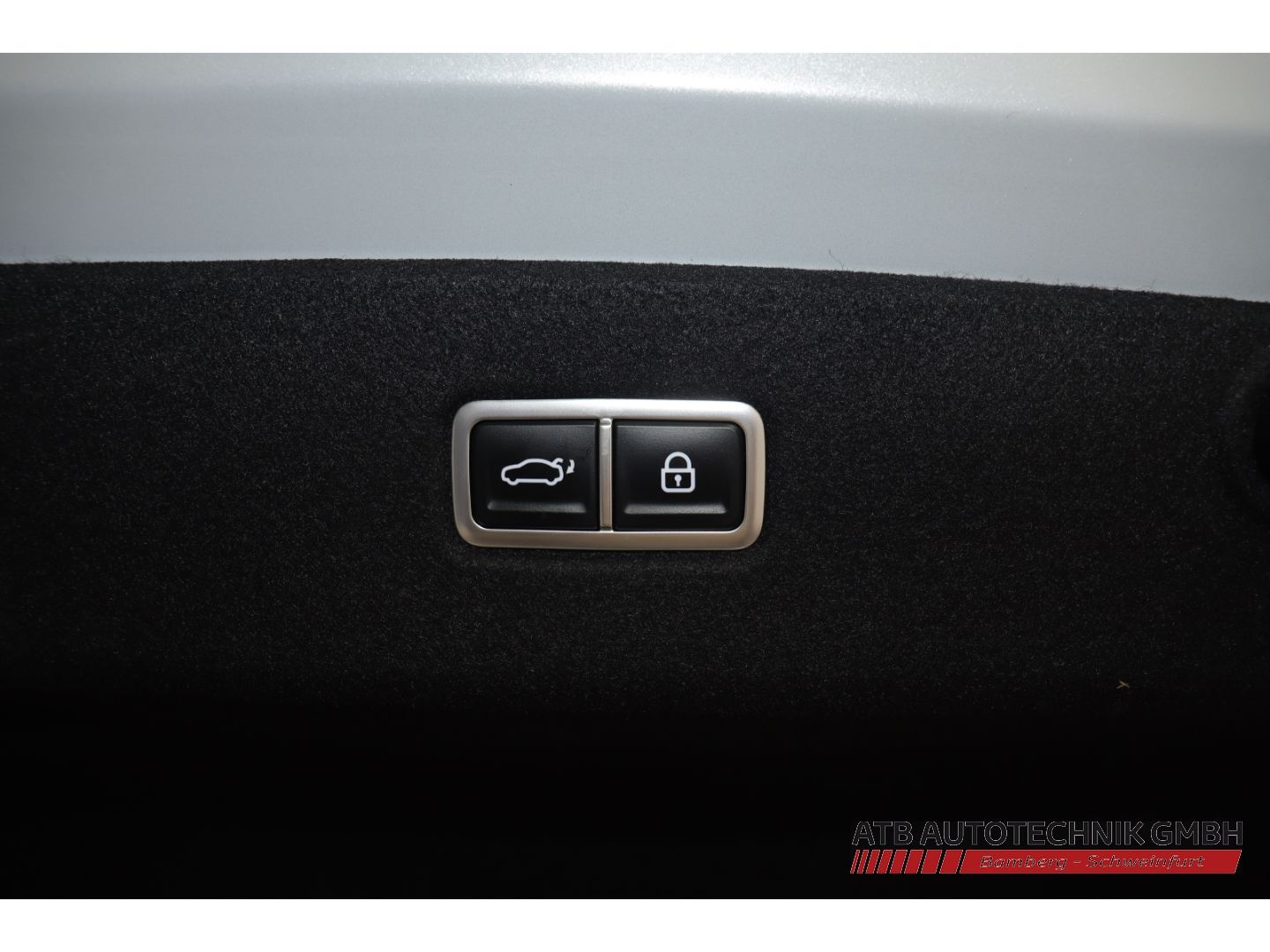 Fahrzeugabbildung Hyundai IONIQ 6 77,4 kWh DYNAMIQ 97,1% SOH Navi LED ACC