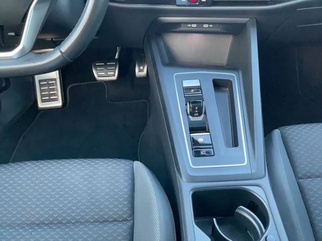 Volkswagen Golf - Bild 8
