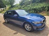 BMW 320 d Touring Panoramadach-elektr Heckklappe - mit Diesel-Antrieb: Elektr Heckklappe