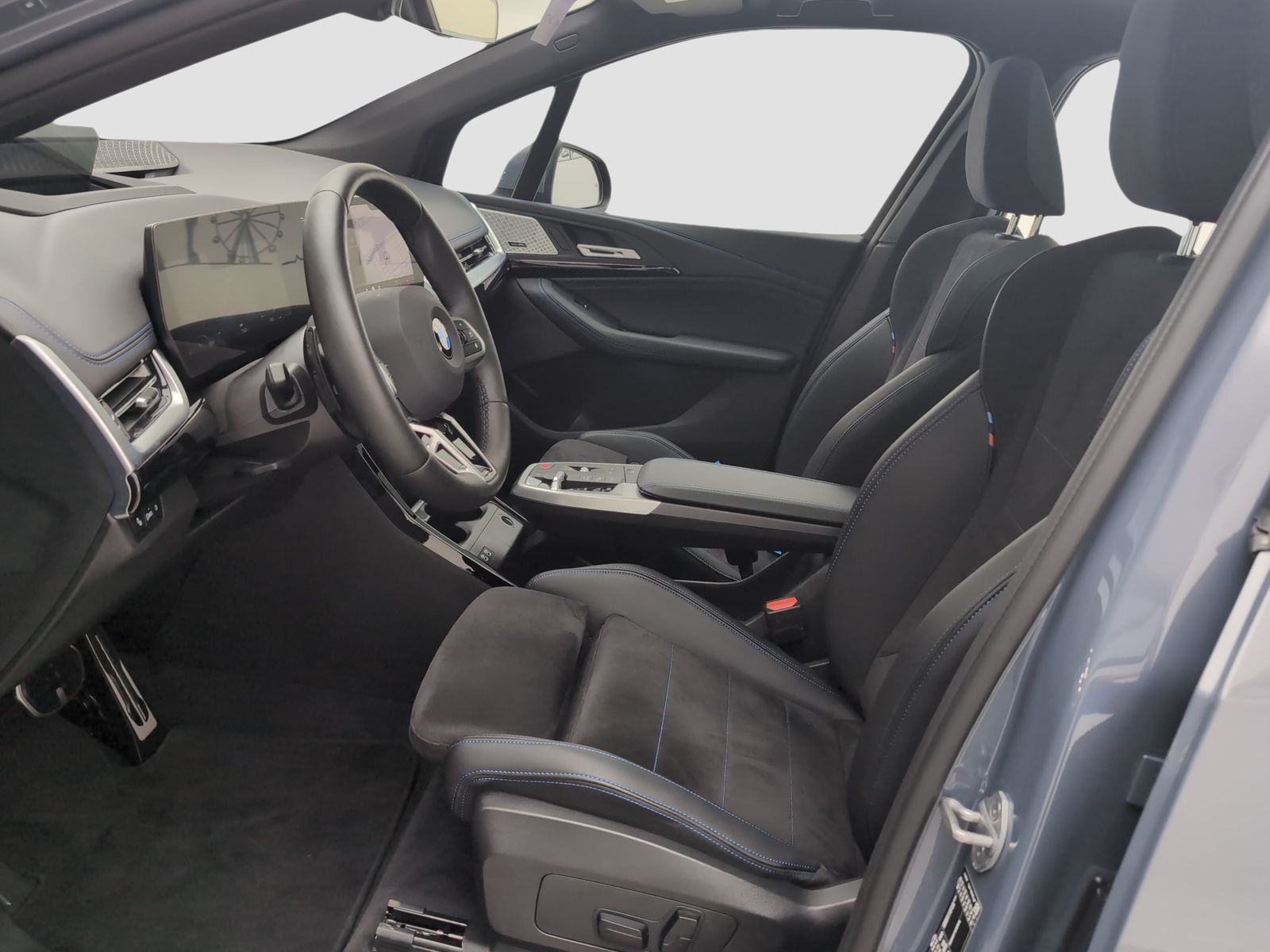 BMW 223 Active Tourer - Bild 9