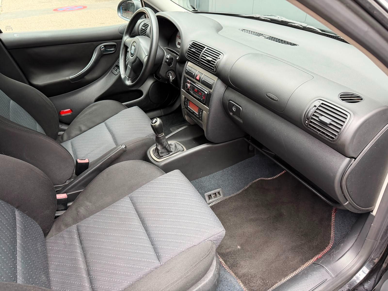 SEAT LEON - 1.9 TDI 110 CV - PACK SPORT - BVM