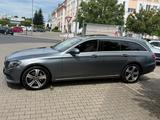 Mercedes-Benz E 400 E T-Modell E 400 d 4Matic*AVANTGARDE*VOLL* - gebrauchte Mercedes-Benz E 400 aus dem Jahr 2019