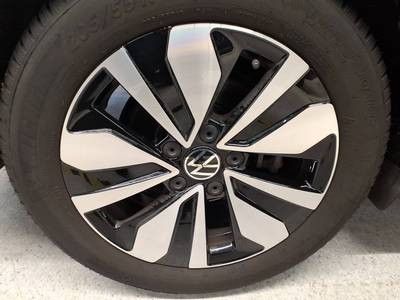 Golf VIII 1.5 eTSI DSG GOAL IQ.LIGHT+AHK+KAMERA+