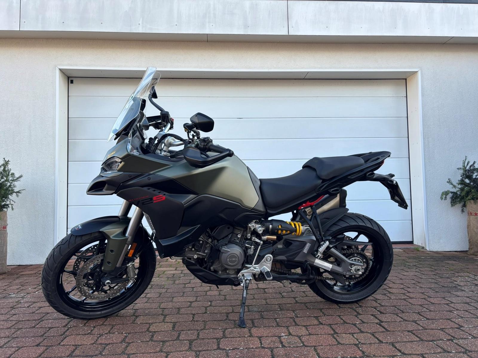 Ducati Multistrada V2 S