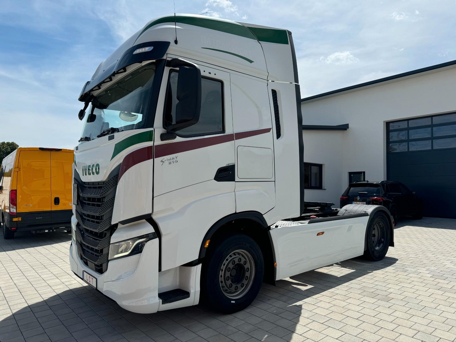 Iveco S-WAY AS440S51 T/FP -Retarder-Standklima-Hydraul