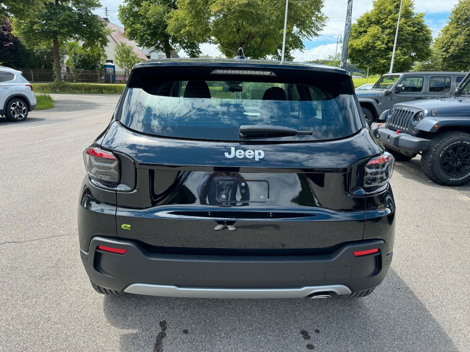 Fahrzeugabbildung Jeep MY24 Altitude 1.2l e-Hybrid Navi / Sitzheizung