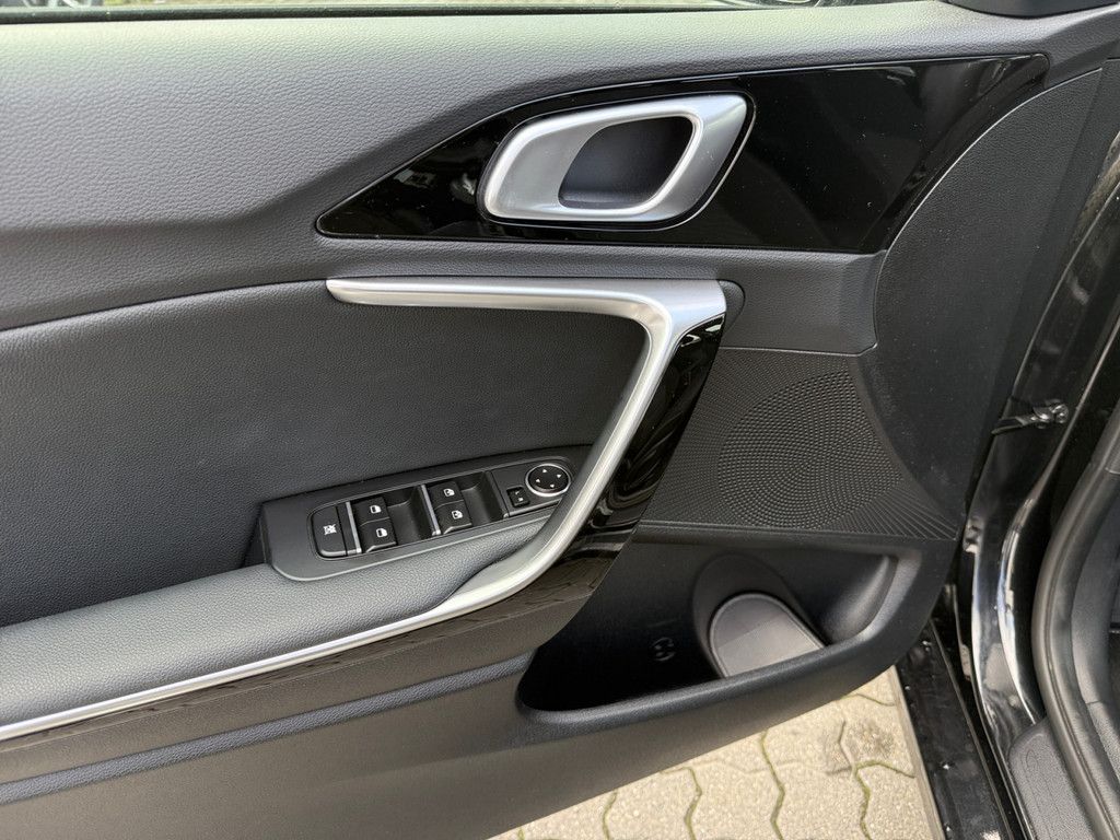 Fahrzeugabbildung Kia Ceed 1.5 T-GDI Vision DCT