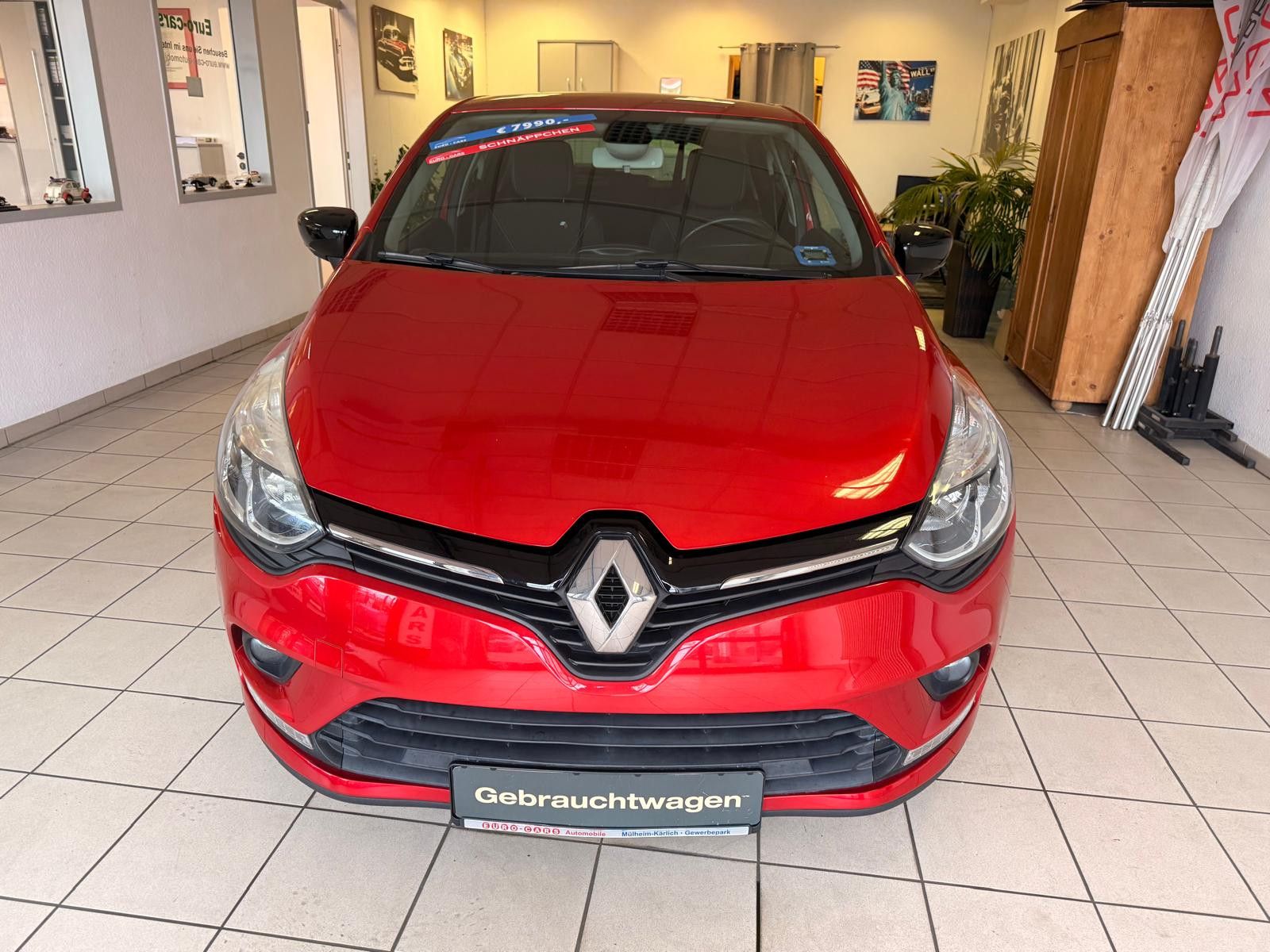 Fahrzeugabbildung Renault Clio IV Limited / KLIMA/ KEYLESS/TÜV SERVICE NEU