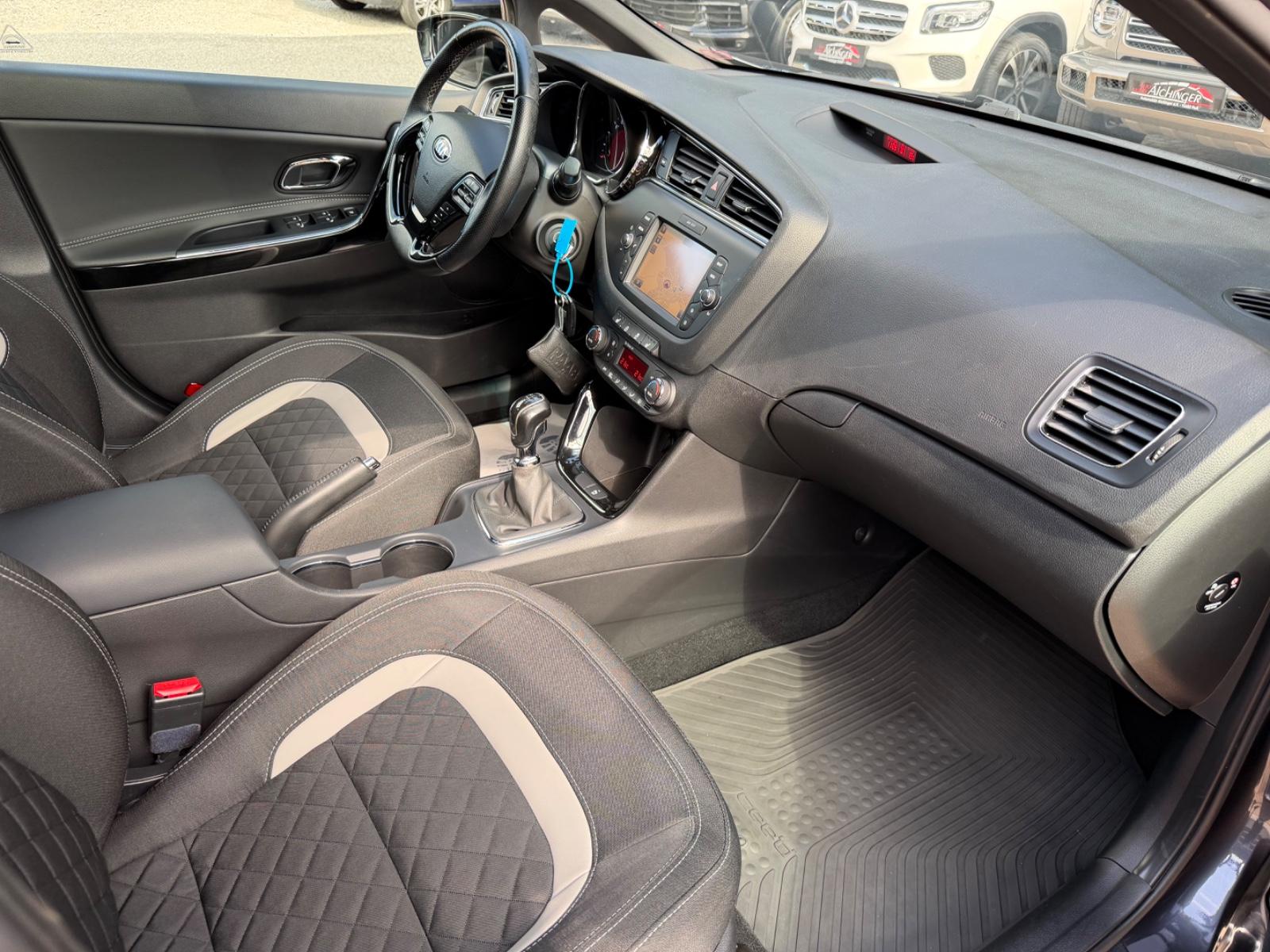 Kia cee'd Sportswagon GT-Line 2.Hand 86tkm Pano Navi