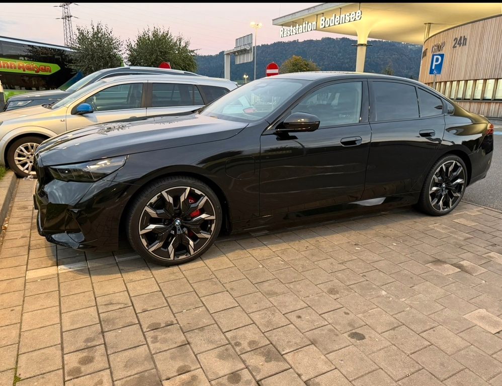 Image of BMW 550
