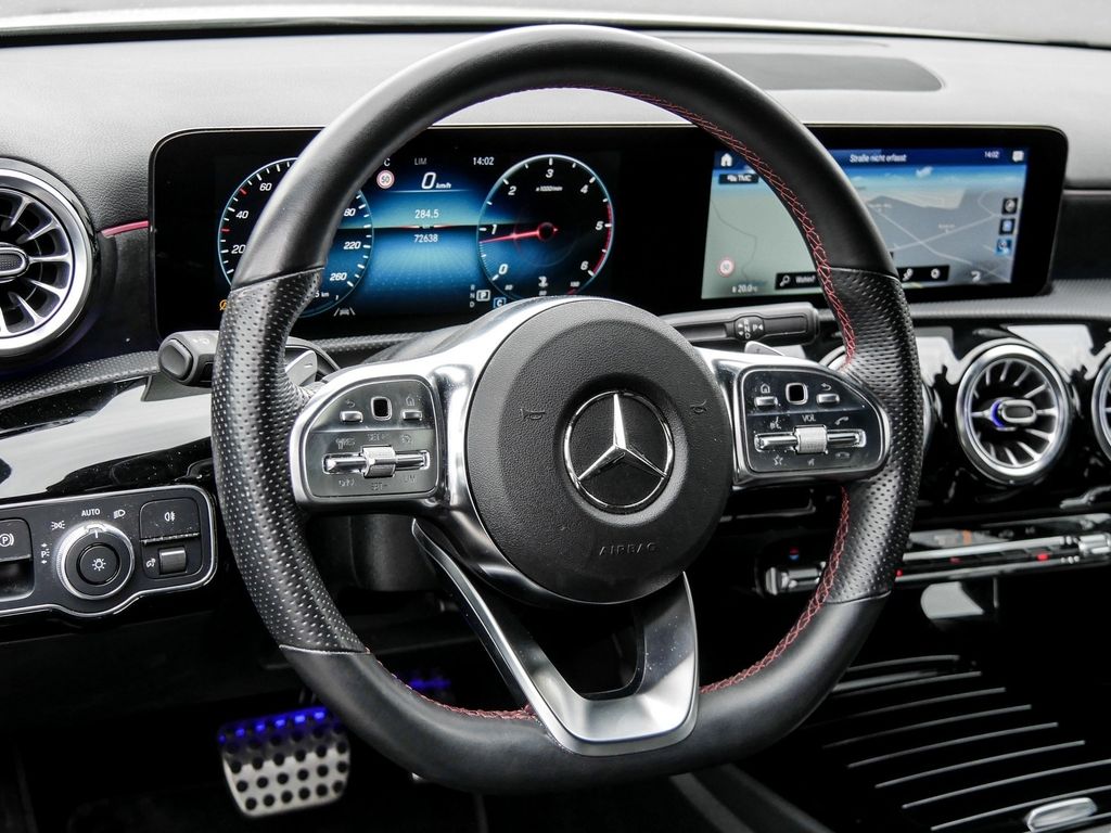 Mercedes-Benz A 220 d |AMG|NIGHT|NAVI|MBeam|KEYL|KAM|MBUX|PTS