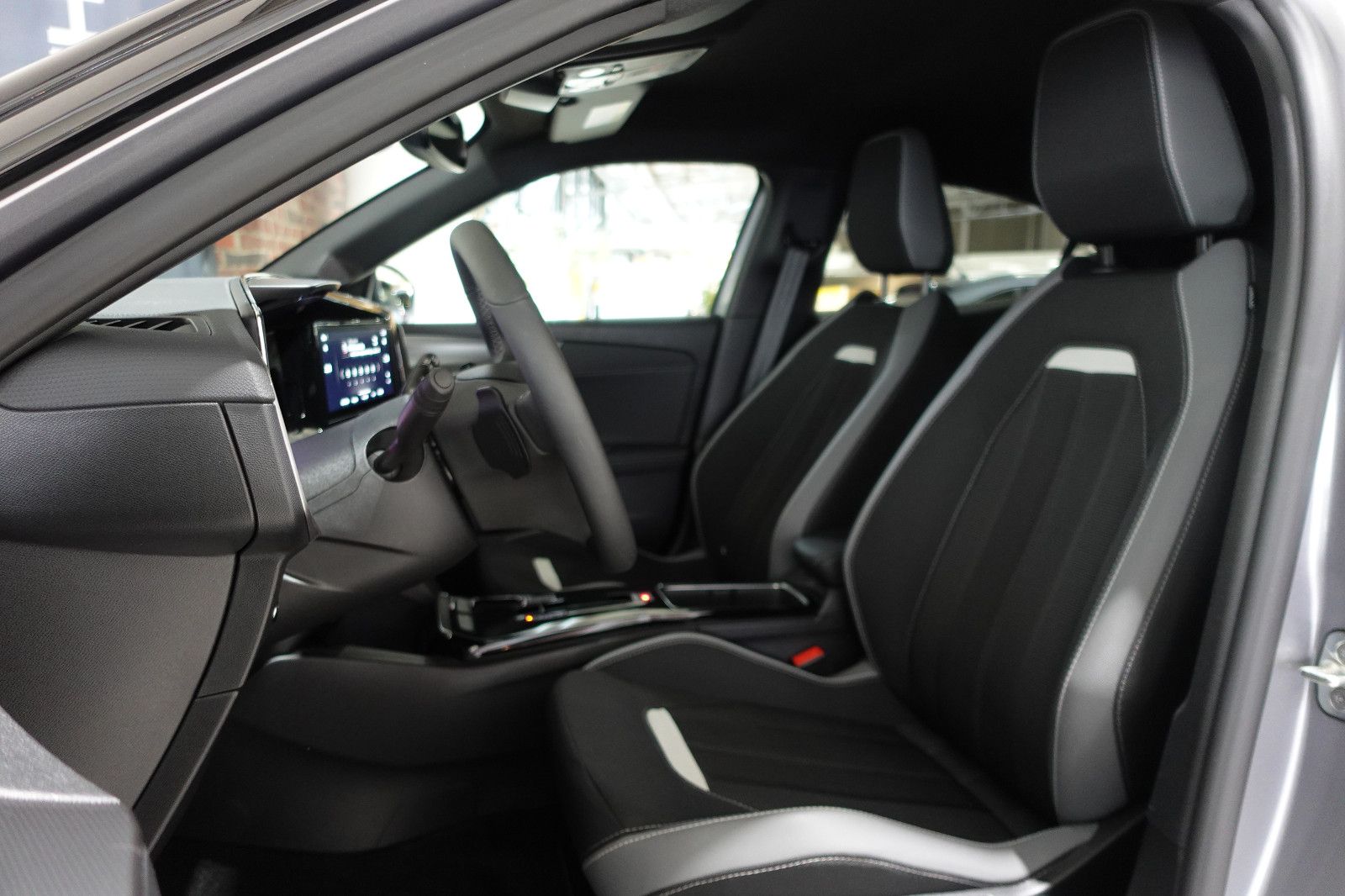 Fahrzeugabbildung Opel Mokka 1.2Turbo GS Aut. SHZ,Kamera,Navi,Allwetter