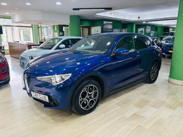 Alfa-Romeo Stelvio - 1